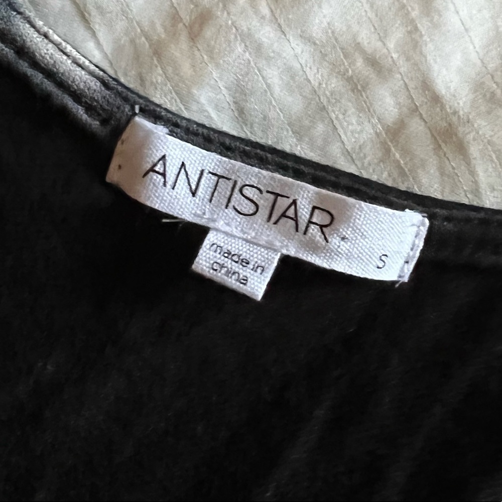Drawstring antistar romper - Picture 3 of 4
